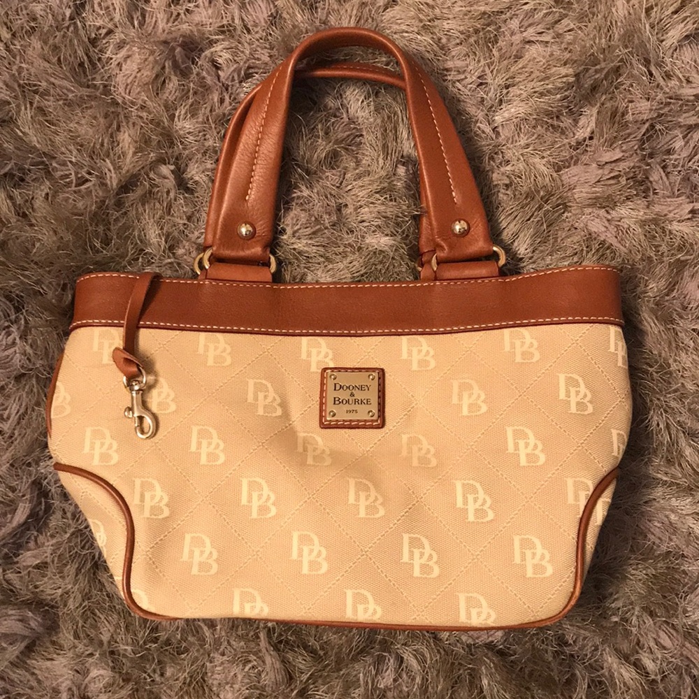 💯 Authentic Dooney And Bourke leather/Canvas bag